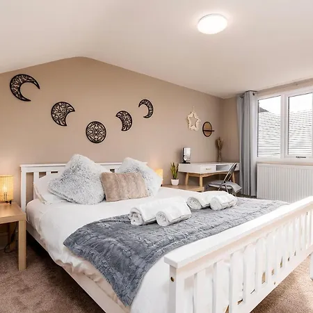 The Cosy Norse Retreat 아파트